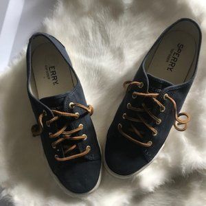 Sperry Seacoast Canvas Shoe -  Navy  Size 9M